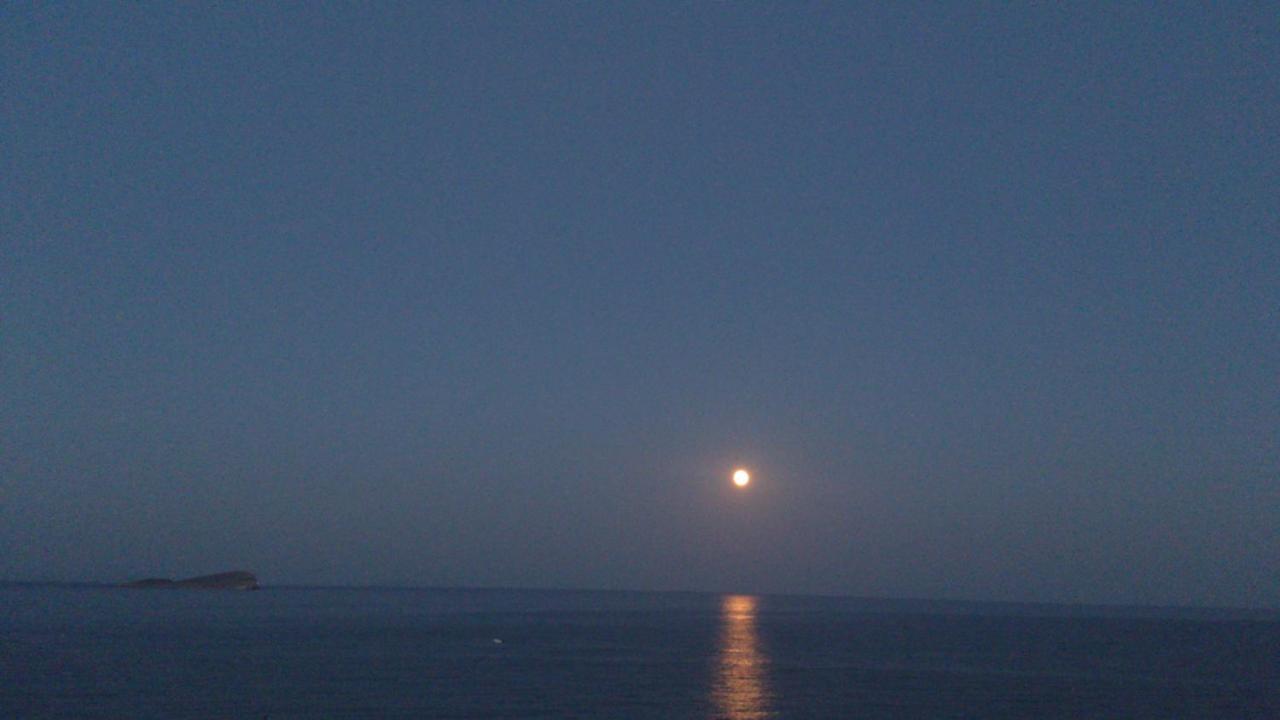 Endless Blue From Syros - Fabrika Resort House 1 Βάρη Εξωτερικό φωτογραφία