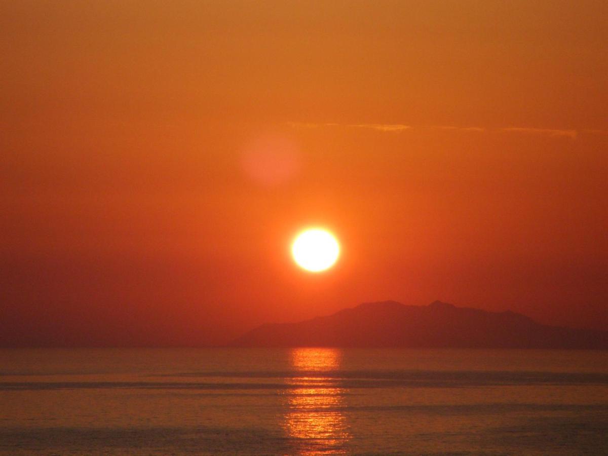 Endless Blue From Syros - Fabrika Resort House 1 Βάρη Εξωτερικό φωτογραφία